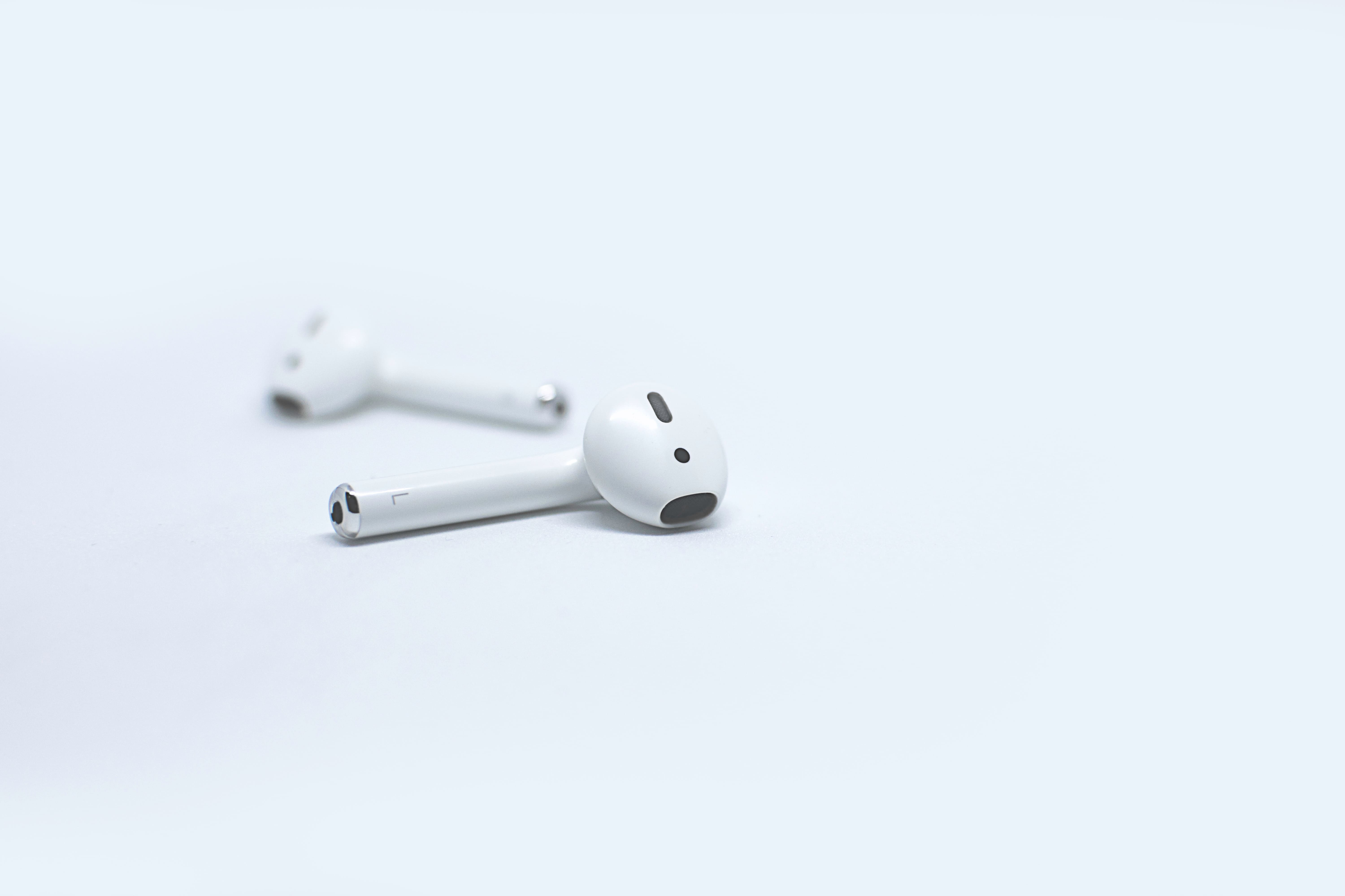Best Cheap Alternatives for Apple AirPods – Under $50