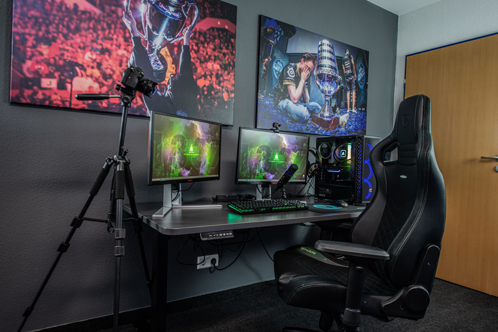 Top 10 Best Gaming Chairs You Can Buy in 2021