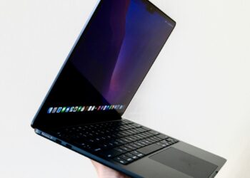 M2 Macbook Air Essential Accessories