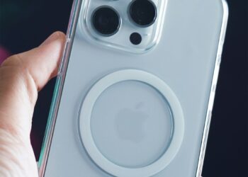 iPhone 14 Clear Cases