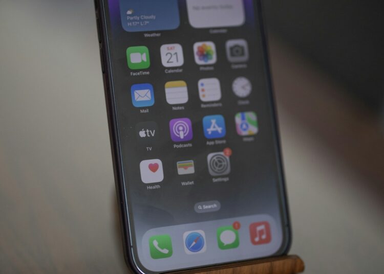 iPhone 14 Experience